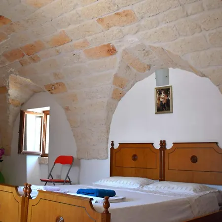 Domus Clesia