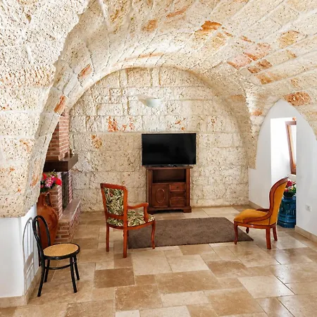 Domus Clesia Ostuni